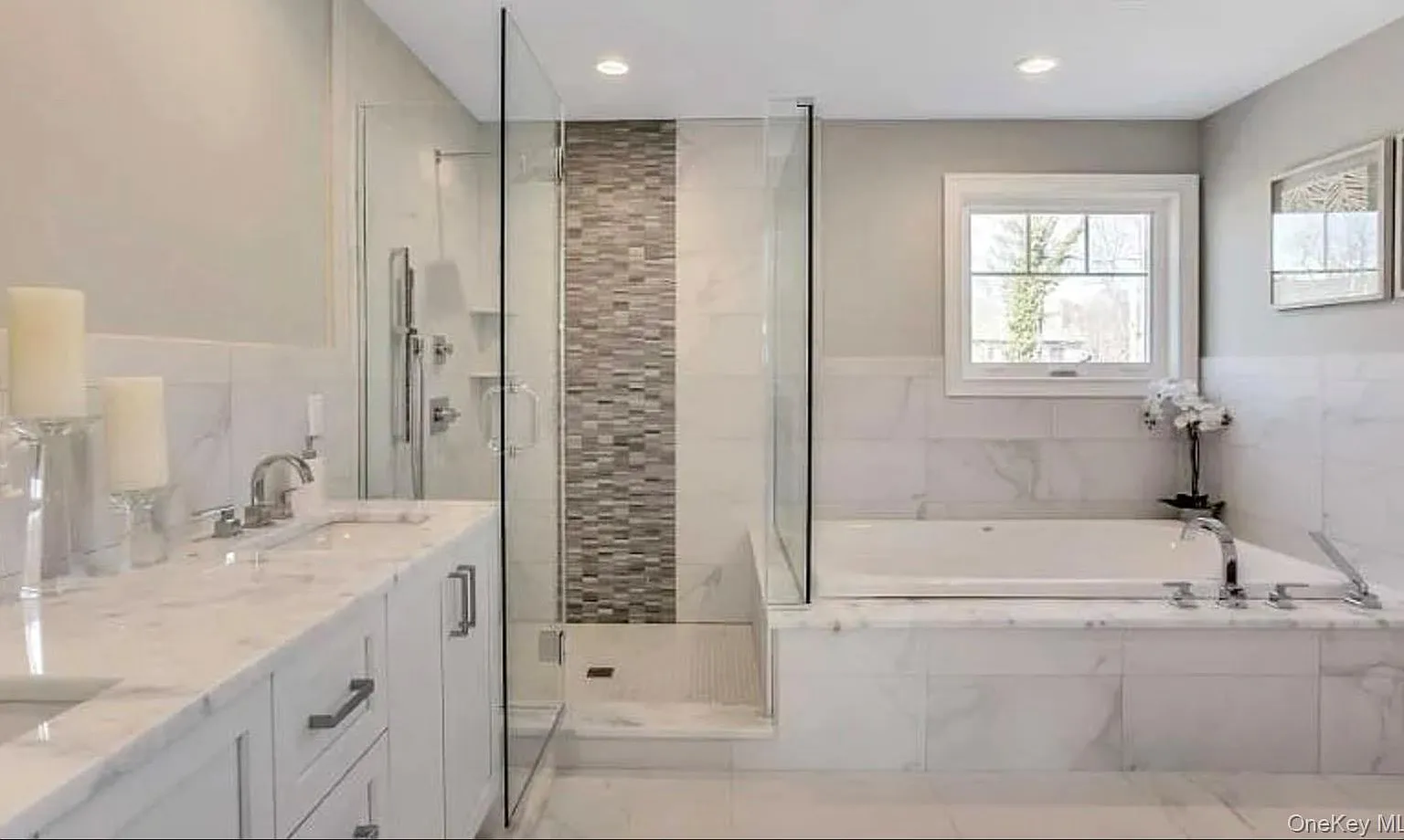 5 bed, 4.5 bath, 4000 sqft, $9,900 — Photo 3