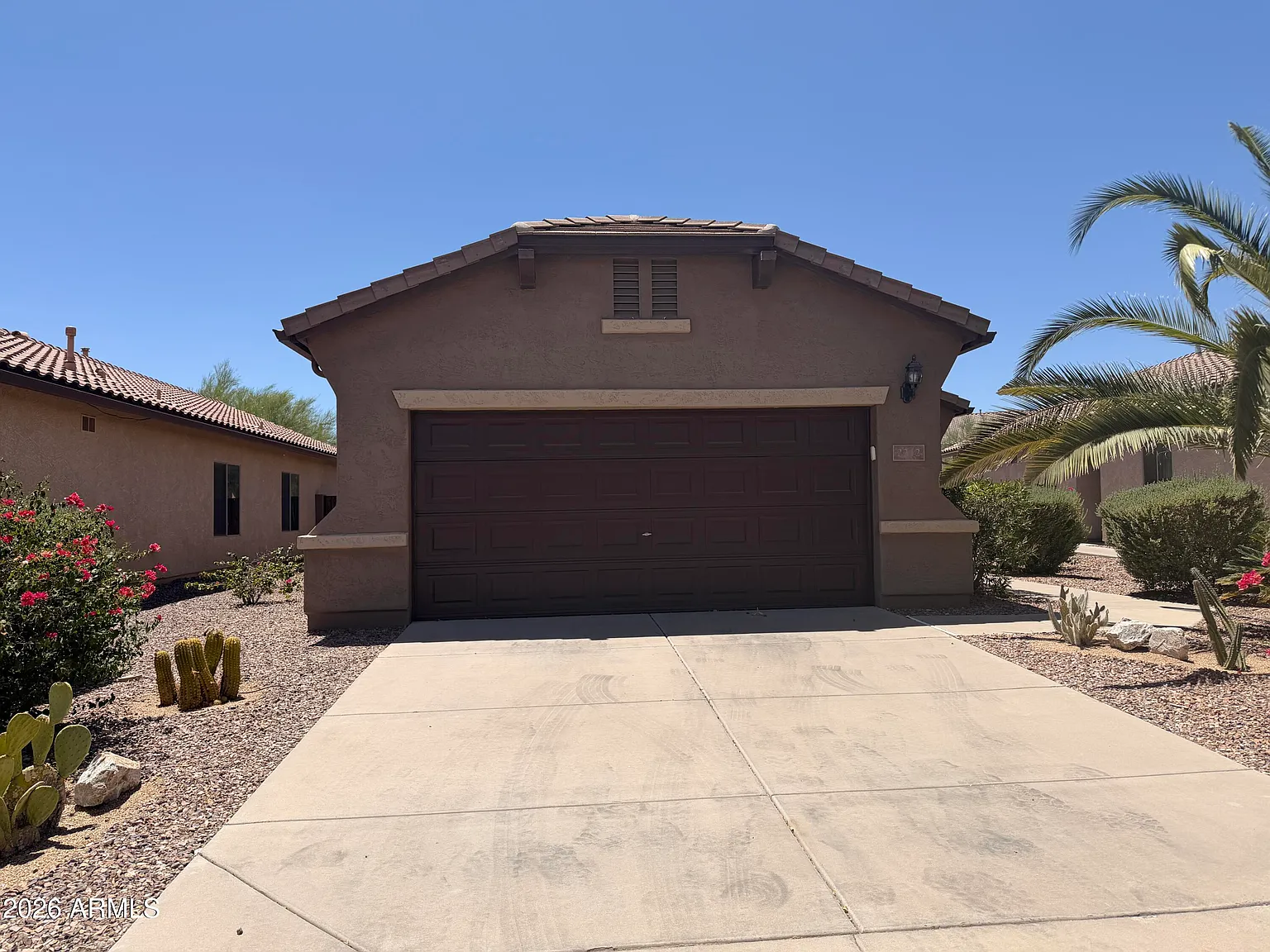 2 bed, 2.0 bath, 1251 sqft, $1,800 — Photo 2