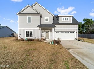 428 Elgin Rd, Hubert, NC 28539