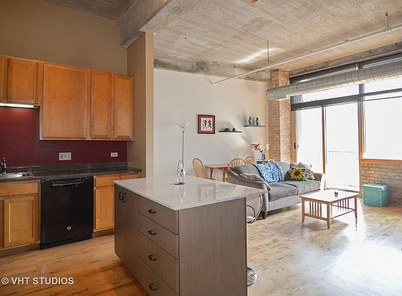 5th image of 1528 S Wabash Ave APT 507
