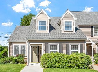 24 Riviera Rd, Hudson, NH 03051