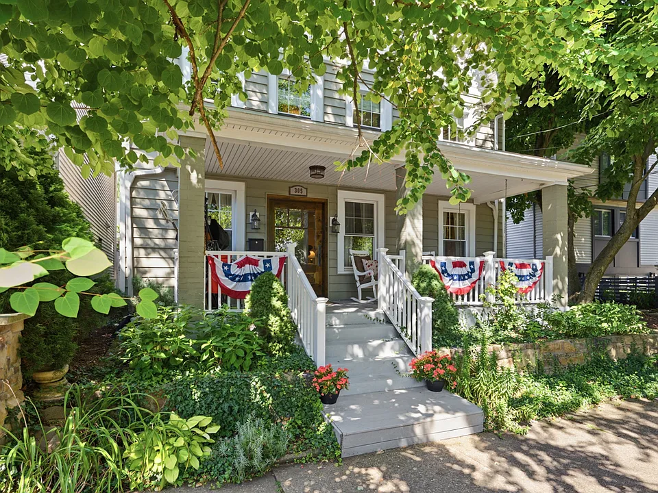 305 Centennial Ave