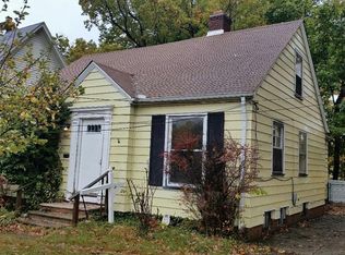 3643 Randolph Rd, Cleveland Heights, OH 44121