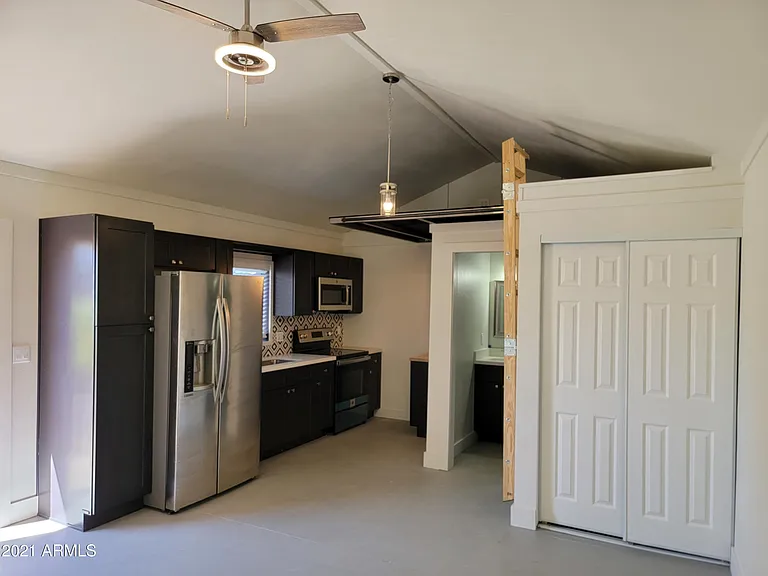 1638 E Granada Rd #B — Photo 2