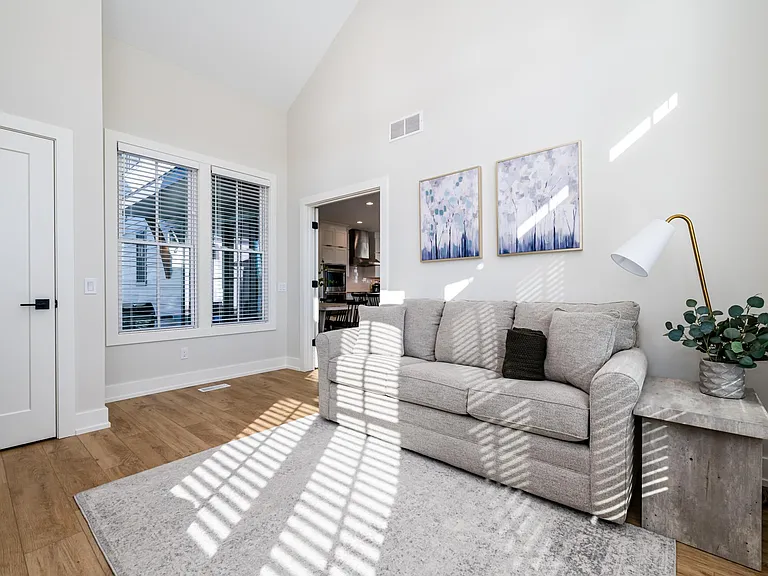 269 Waters Edge Dr — Photo 24