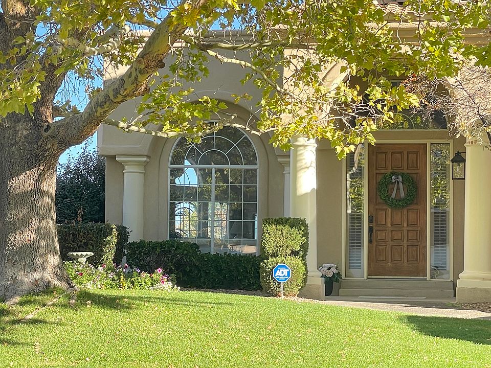 1st image of 11035 Bridgepointe Ct NE #11035