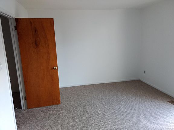 5th image of 3104 Opal Ct