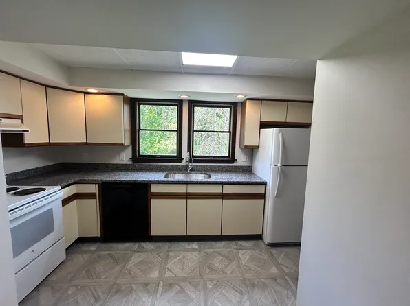 121 Rushbrook Rd #2, Scott Township, PA 18433