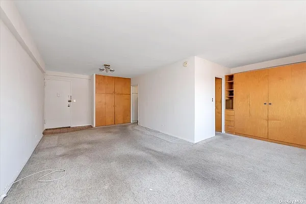 Sold by Benjamin Realty Since 1980 | media 16