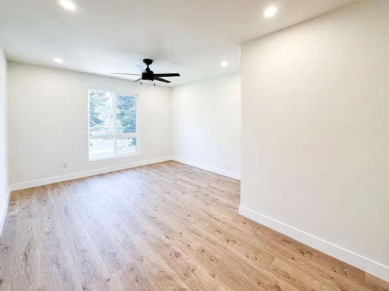 500 Jackson Pl #306 — Photo 4