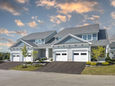 202 Carriage Ln, West Seneca, NY, 14224