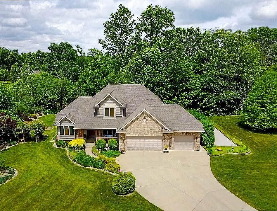 1st image of 434 Meadowbrook Dr