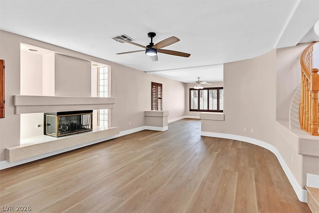 5 bed, 3.0 bath, 3466 sqft, $3,699 — Photo 4