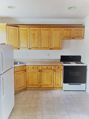 Rented by Wyckoff Realty | media 15