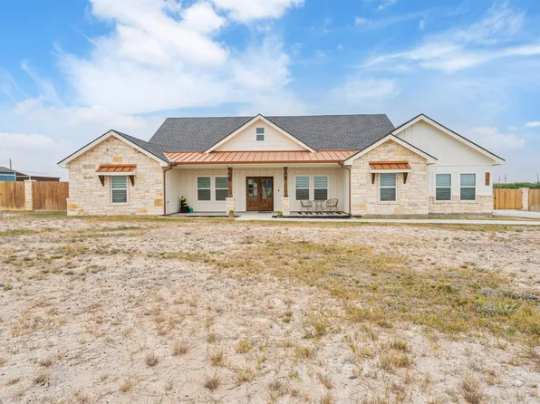 1740 Diego Loop Rd, Del Rio, TX 78840