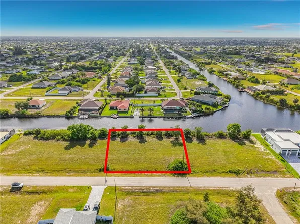 407 NW 31st Pl Lot 73, Cape Coral, FL 33993