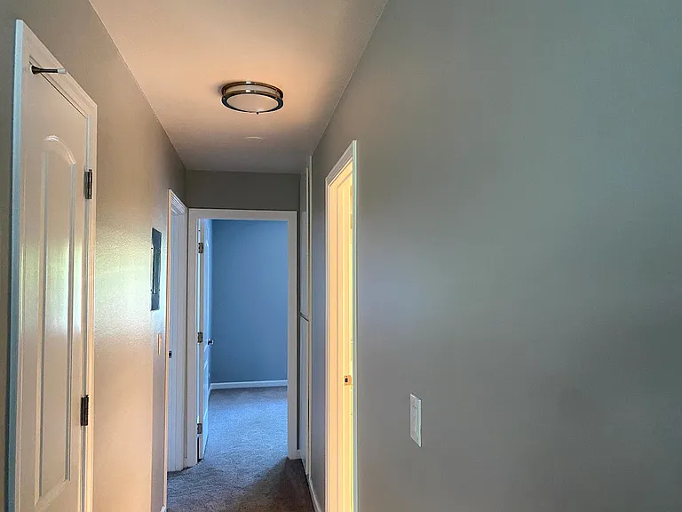 Blackford Oaks Apartments — Photo 6