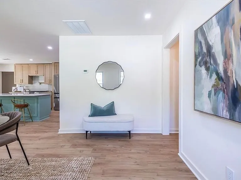 2752 Marco Dr NW — Photo 5