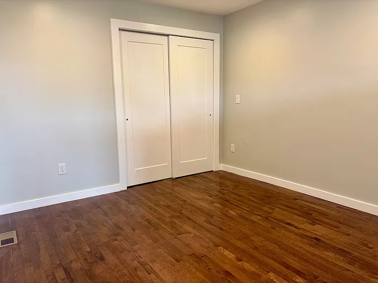 4811 Walnut St — Photo 17
