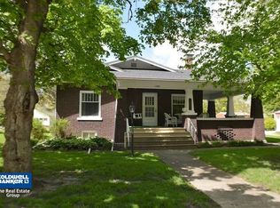 1306 Monroe St, Mendota, IL 61342