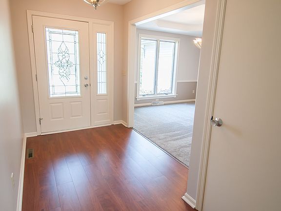 3rd image of 6041 Boulder Creek Dr