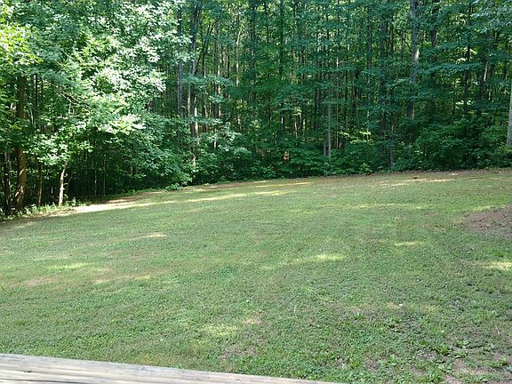 4th image of 6037 Ridge Rd