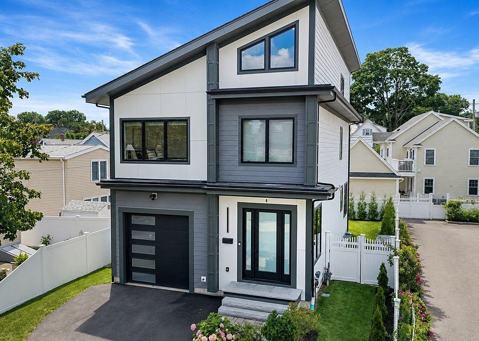 1st image of 8 Gardner St