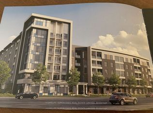 95 Dundas St W #204, Oakville, ON L6M 4L9