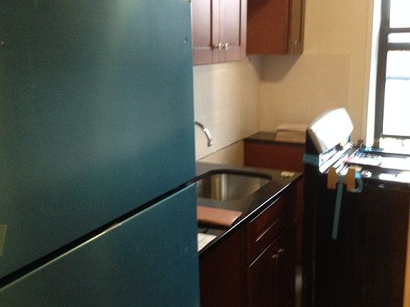 3rd image of 8320 141st St APT 2R