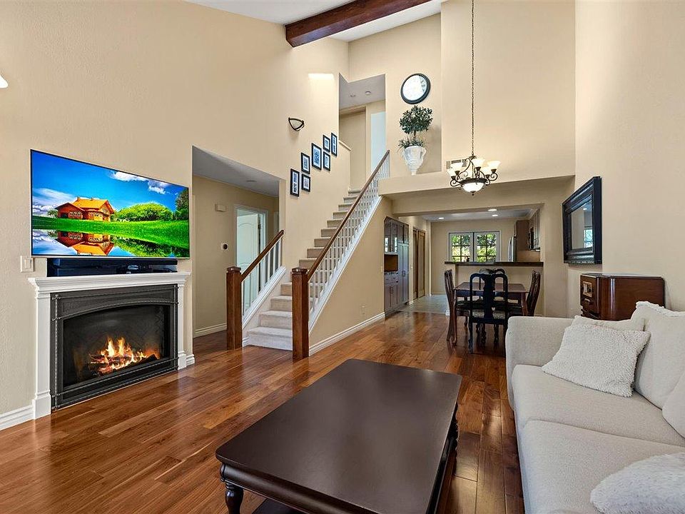 Recently renovated 3+bd, 3 full bathroom, partially furnished