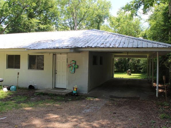 102 Pecan Ln