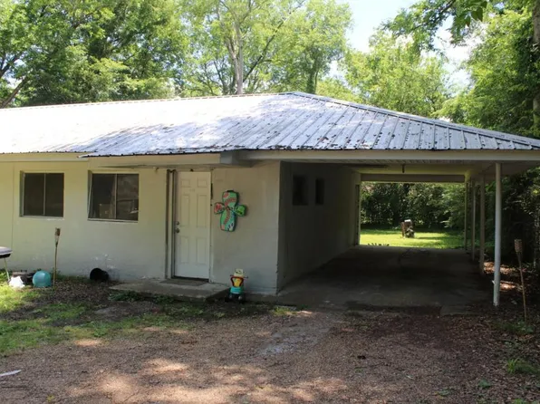 102 Pecan Ln, Okolona, MS 38860