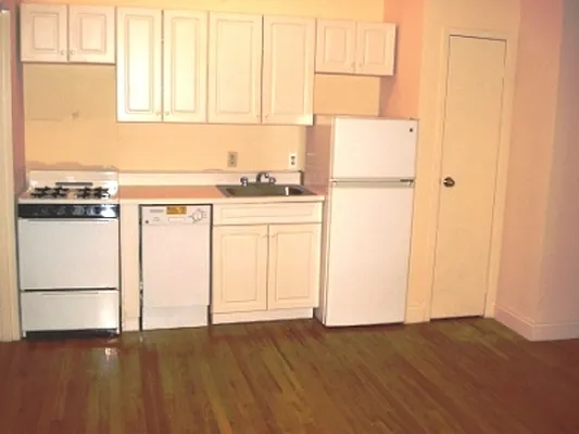 Rented by Citi Habitats | media 21