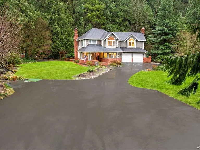 11922 Issaquah Hobart Rd SE — Photo 2