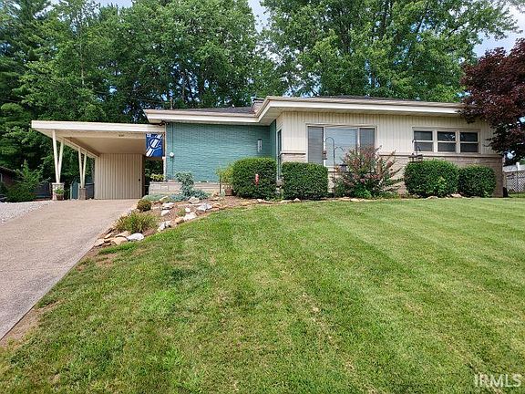 2nd image of 1037 Dorbett St