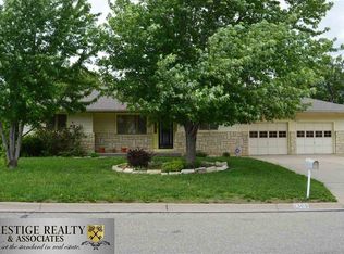 1308 Bluestem Dr, Junction City, KS 66441