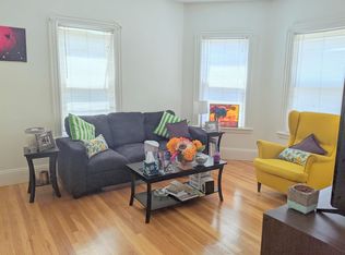 31 Ibbetson St #1, Somerville, MA 02143