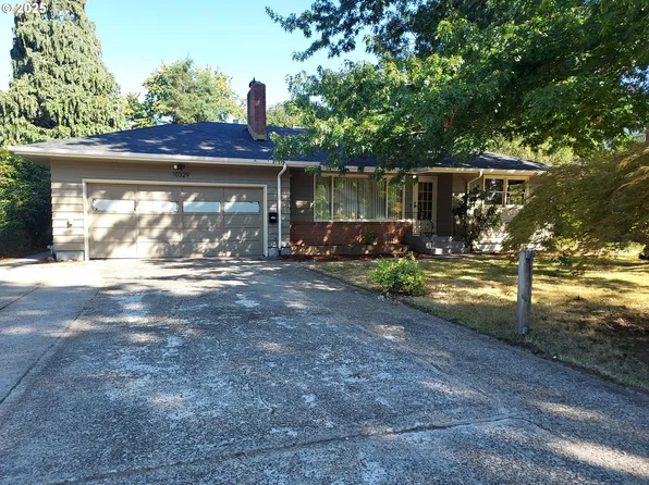 10329 NE Brazee St, Portland, OR 97220