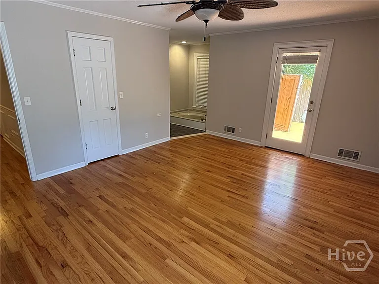 292 Tara Way — Photo 29