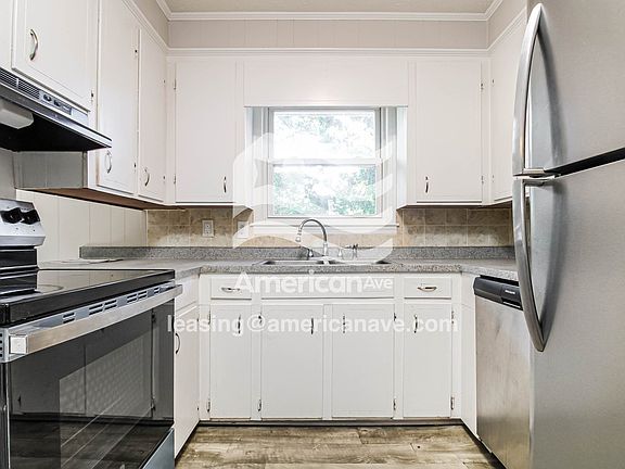 1673_004_kitchen_4.jpg