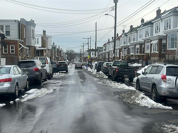 4th image of 6142 N 4th St