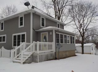 235 W Nelson St, Hastings, MI