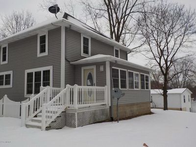 235 W Nelson St, Hastings, MI, 49058