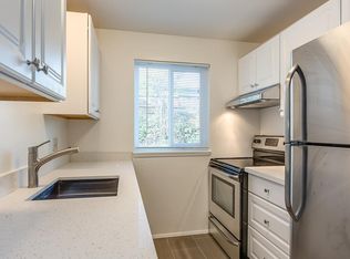 3046 SW Avalon Way #4, Seattle, WA 98126