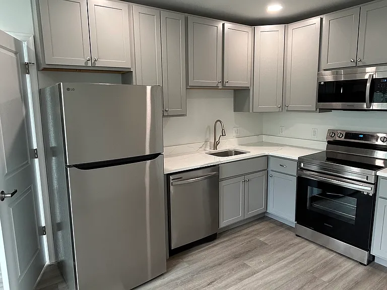 2825 N Madison St #MA16 — Photo 1