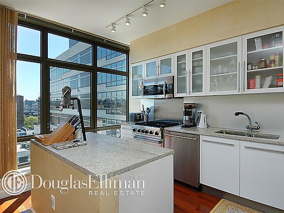 2nd image of 1 Morton Sq APT 12EW