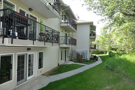 2 bed, 1250 sqft, $1,200 — Photo 3