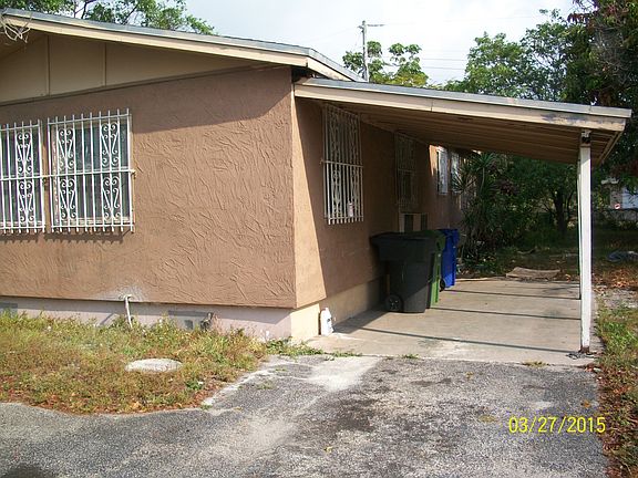 2nd image of 3081 NW 24th St