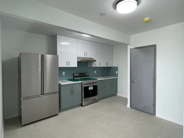 7910 4th Avenue image 1 of 14