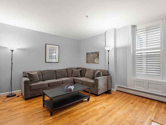 5th image of 483 Beacon St APT 37